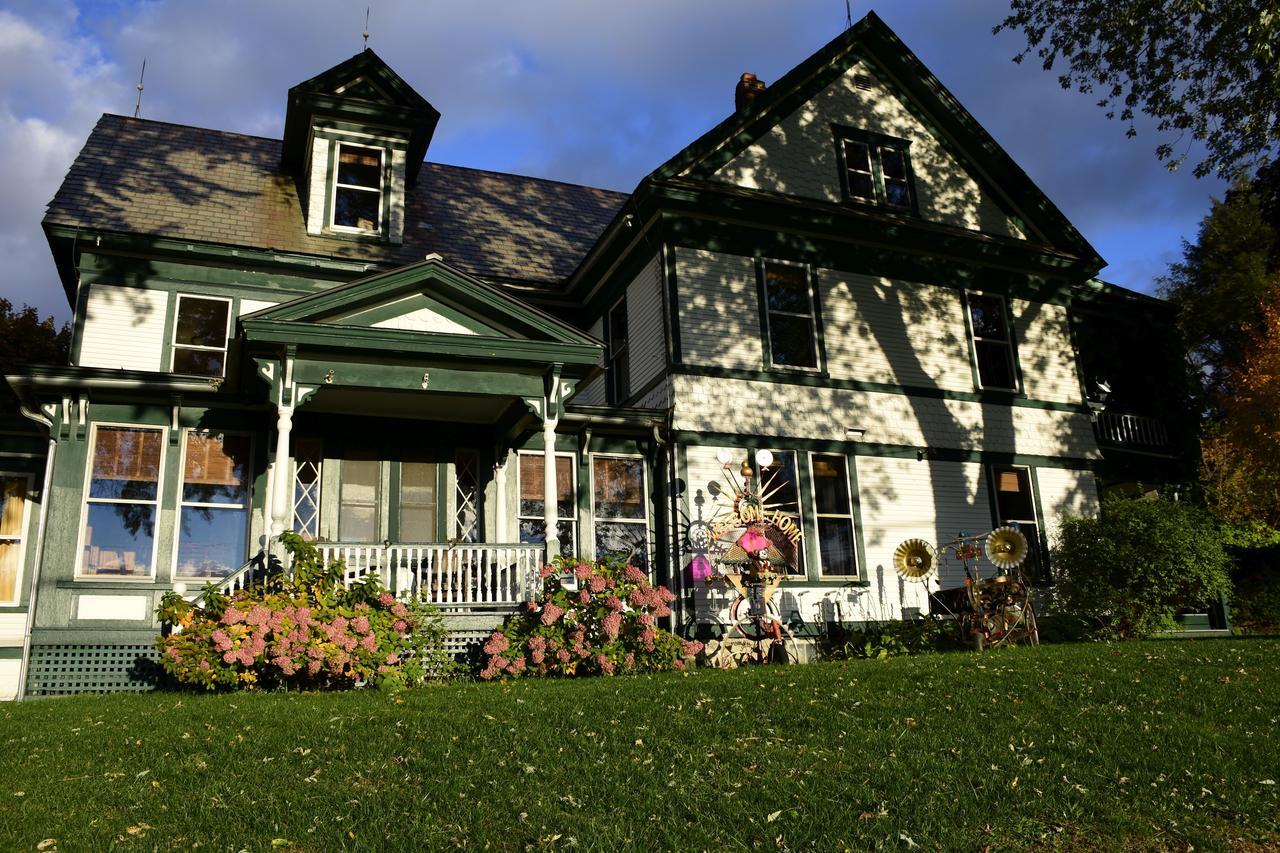 Mt. Philo Inn Ferrisburgh Dış mekan fotoğraf